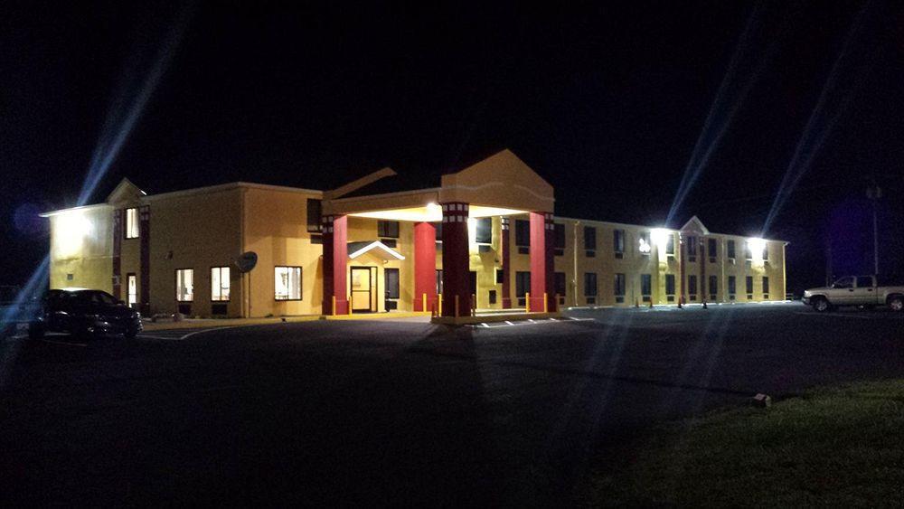 Quality Inn & Suites Brandenburg - Fort Knox Kültér fotó