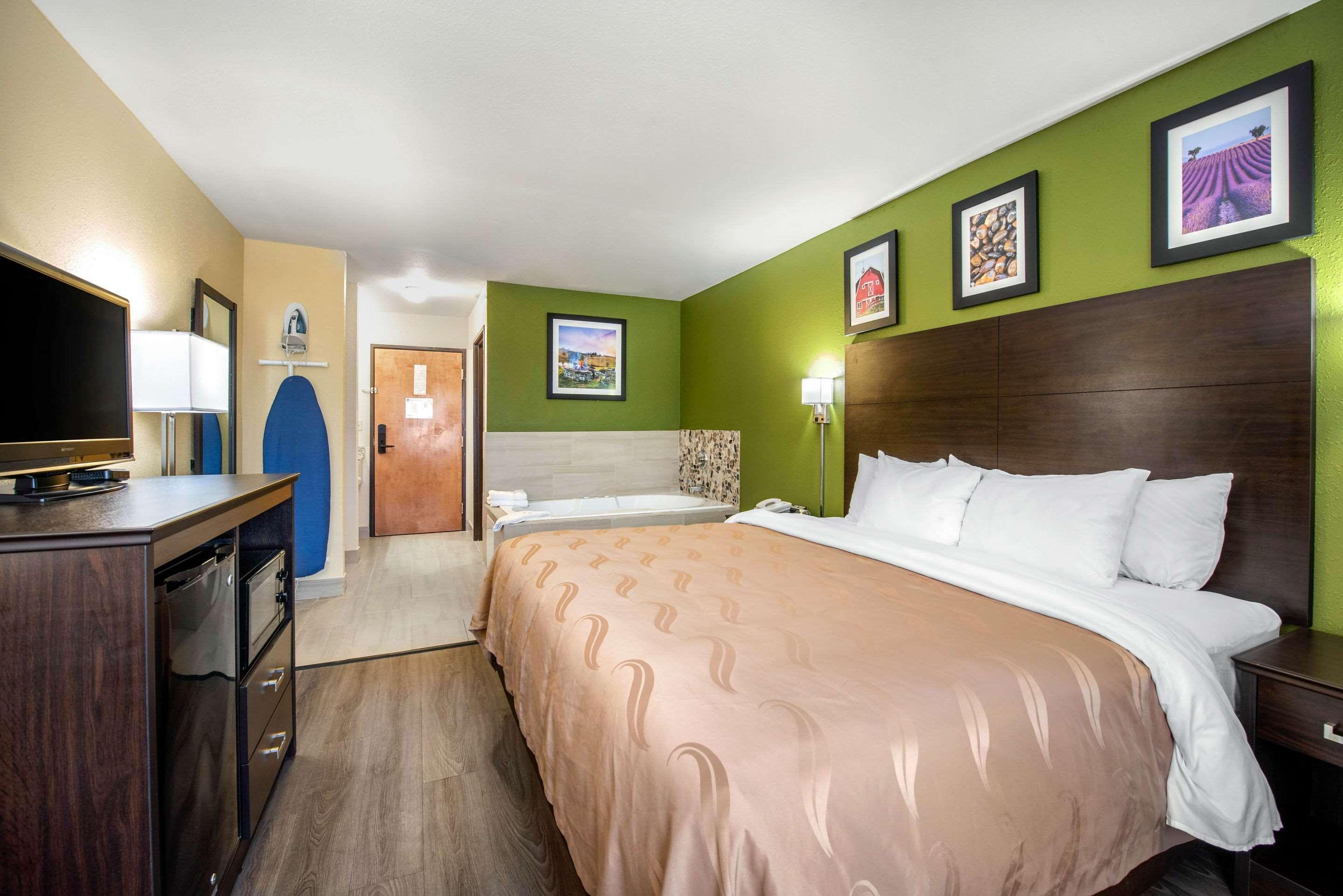 Quality Inn & Suites Brandenburg - Fort Knox Kültér fotó