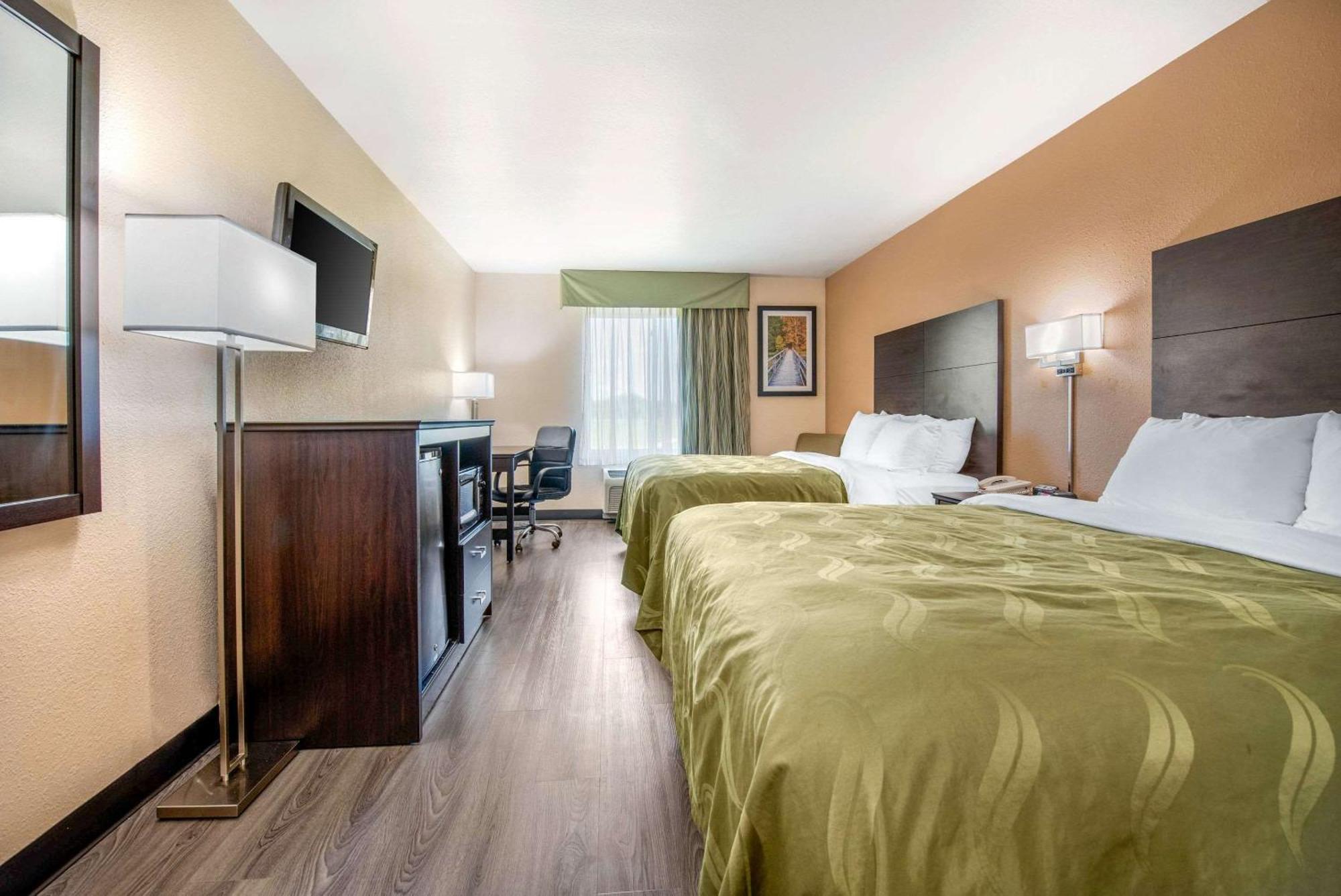 Quality Inn & Suites Brandenburg - Fort Knox Kültér fotó