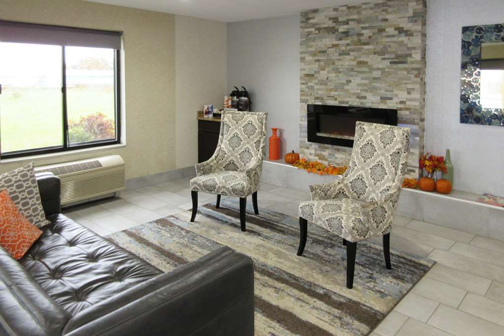 Quality Inn & Suites Brandenburg - Fort Knox Beltér fotó